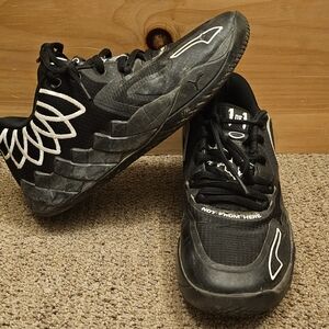 Puma MB1 LO team bank Size 9